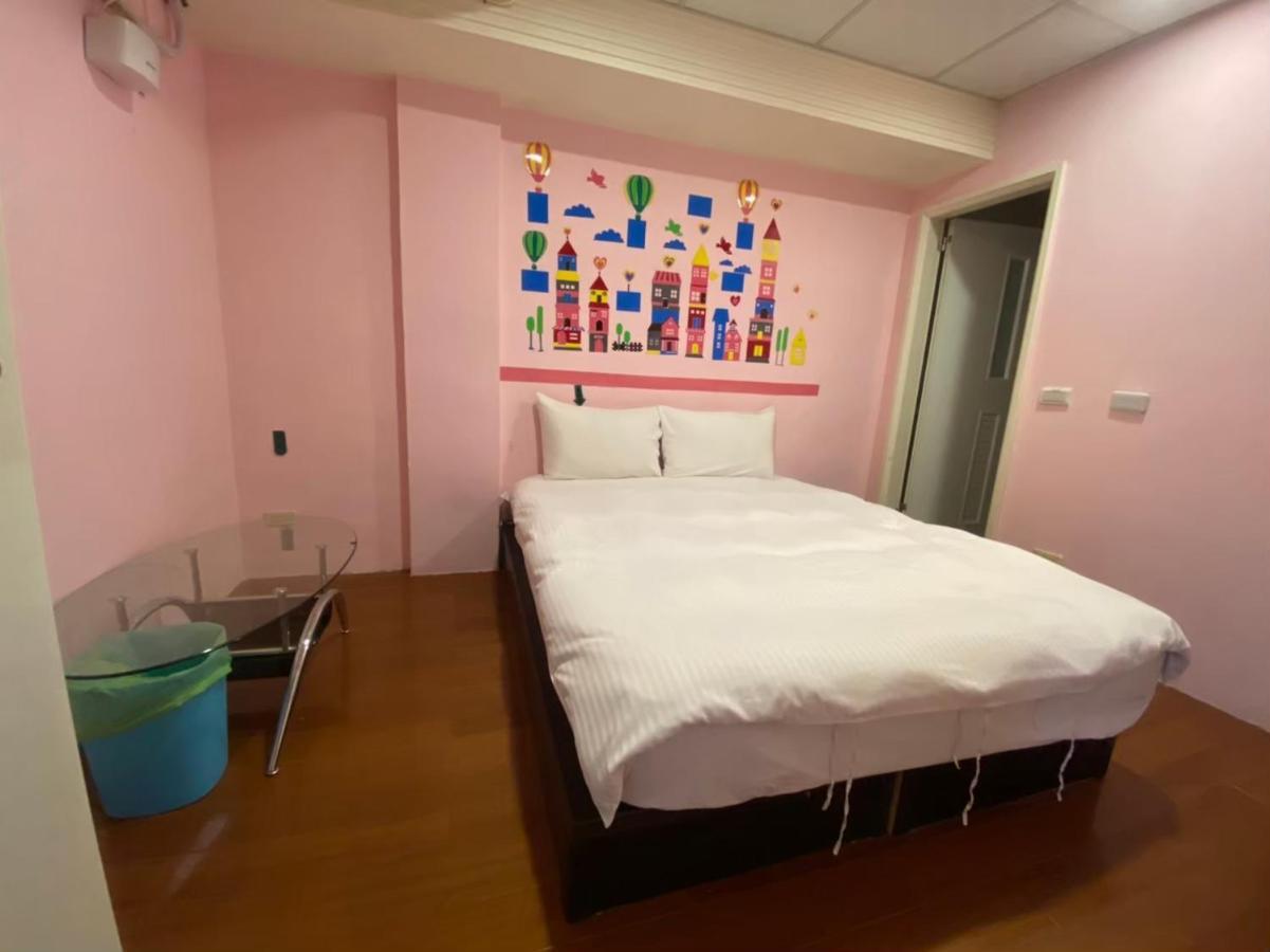 Ferienwohnung 旅fun逢甲 Taichung Exterior foto