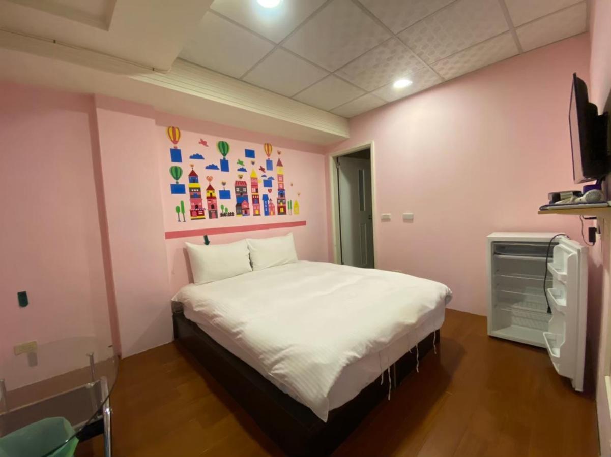 Ferienwohnung 旅fun逢甲 Taichung Exterior foto